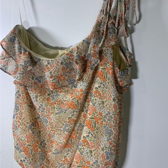 Heyson Medium Cream Floral One Shoulder‎ Bodysuit - Picture 2 of 4